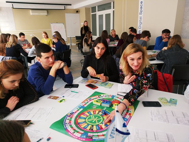 Економіку опанувуємо граючись!